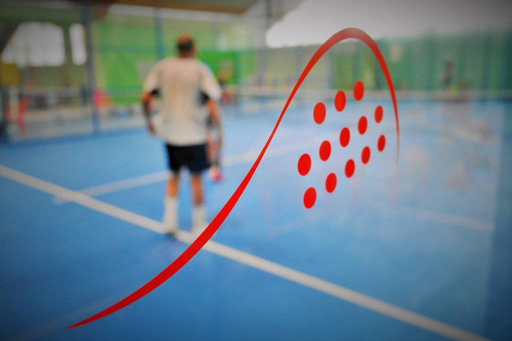 Améliorez votre classement avec la grille de niveau padel 2025