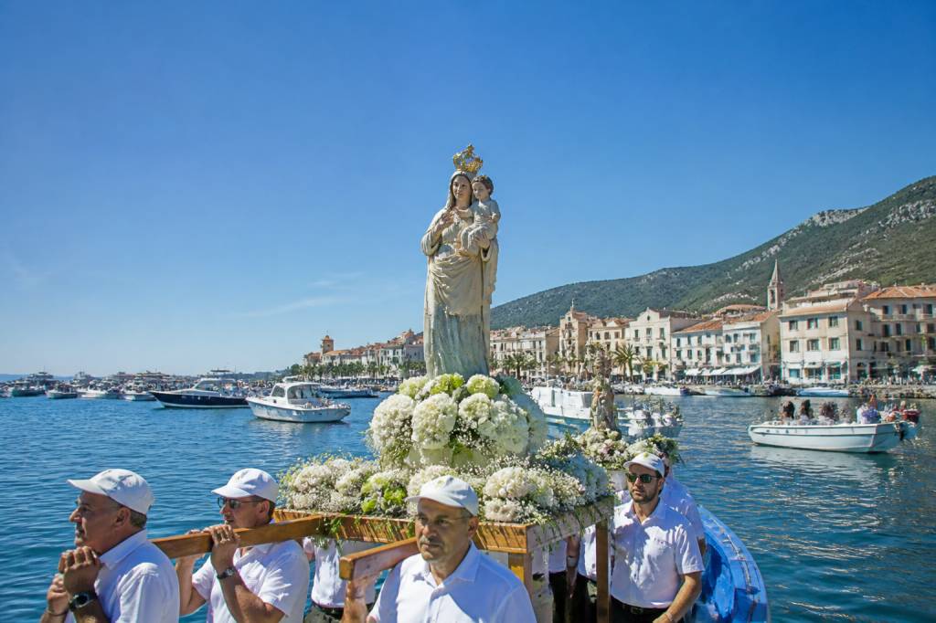 15 aout en Corse : événements, traditions et idées de sortiesburugburu
