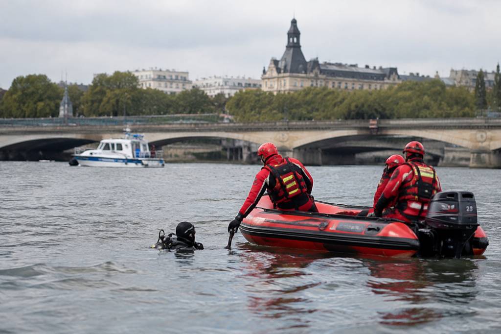 4 morts dans la Seine : les circonstances du drameахьа
